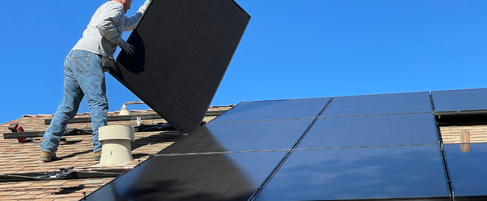 Installation de panneaux photovoltaiques par une entreprise certifiee