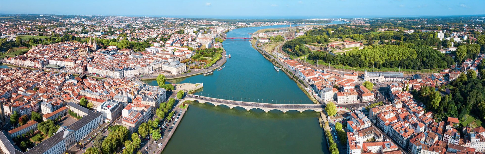vu de bayonne pour l'agence maisonsur de bayonne anglet biarritz au pays basque